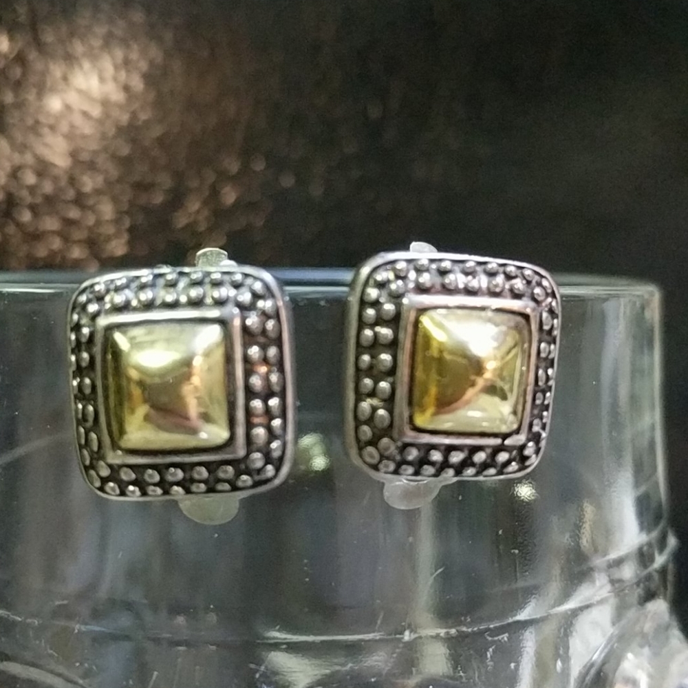 Vintage clip-on earrings